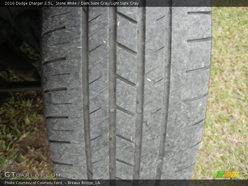 Stone White / Dark Slate Gray/Light Slate Gray 2010 Dodge Charger 3.5L