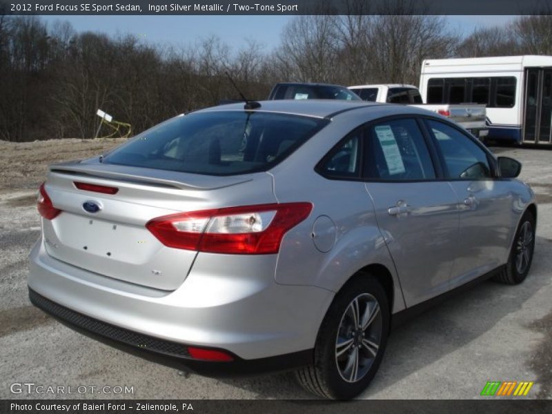 Ingot Silver Metallic / Two-Tone Sport 2012 Ford Focus SE Sport Sedan