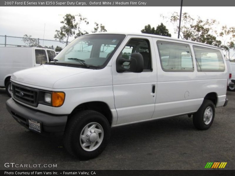 Oxford White / Medium Flint Grey 2007 Ford E Series Van E350 Super Duty Cargo