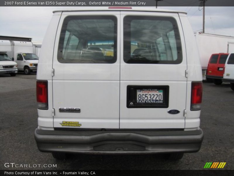 Oxford White / Medium Flint Grey 2007 Ford E Series Van E350 Super Duty Cargo