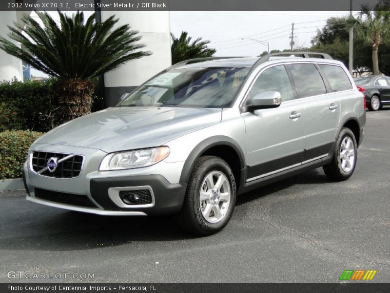 Electric Silver Metallic / Off Black 2012 Volvo XC70 3.2