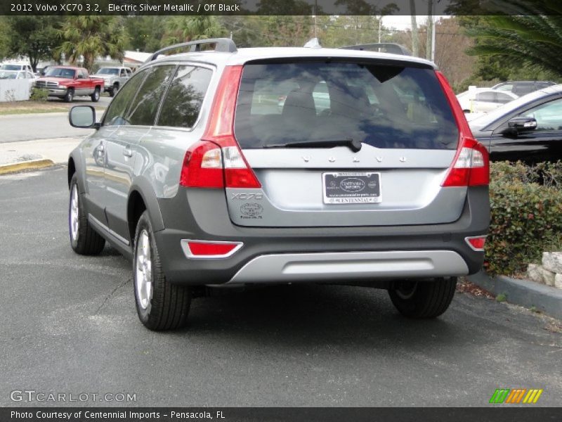 Electric Silver Metallic / Off Black 2012 Volvo XC70 3.2