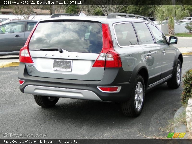 Electric Silver Metallic / Off Black 2012 Volvo XC70 3.2