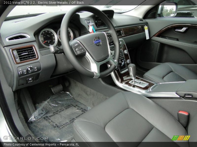  2012 XC70 3.2 Off Black Interior