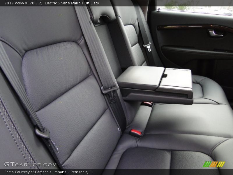 Electric Silver Metallic / Off Black 2012 Volvo XC70 3.2
