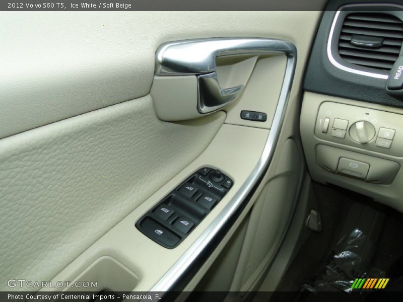 Ice White / Soft Beige 2012 Volvo S60 T5