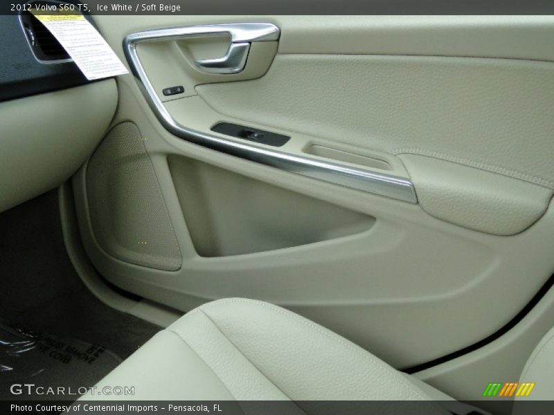 Ice White / Soft Beige 2012 Volvo S60 T5