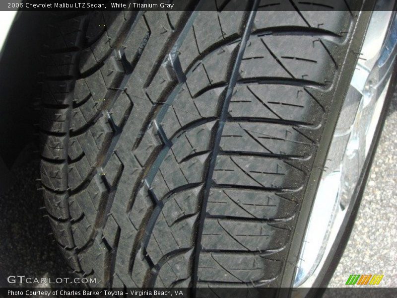 White / Titanium Gray 2006 Chevrolet Malibu LTZ Sedan