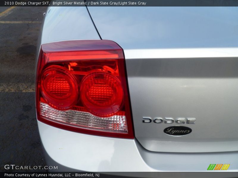 Bright Silver Metallic / Dark Slate Gray/Light Slate Gray 2010 Dodge Charger SXT