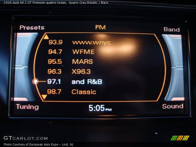 Quartz Grey Metallic / Black 2009 Audi A4 2.0T Premium quattro Sedan