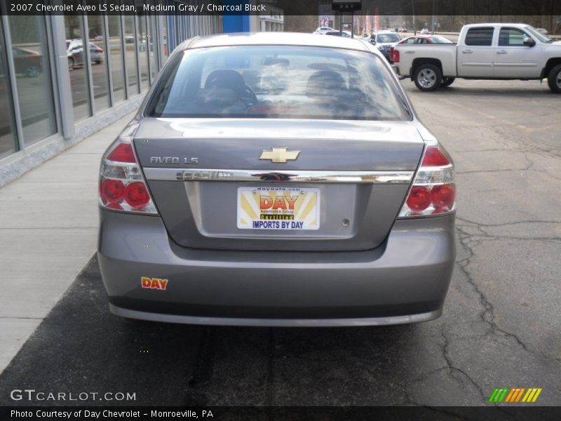 Medium Gray / Charcoal Black 2007 Chevrolet Aveo LS Sedan