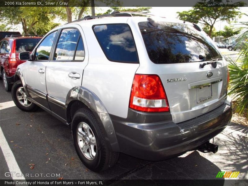 Silver / Gray 2006 Kia Sorento EX