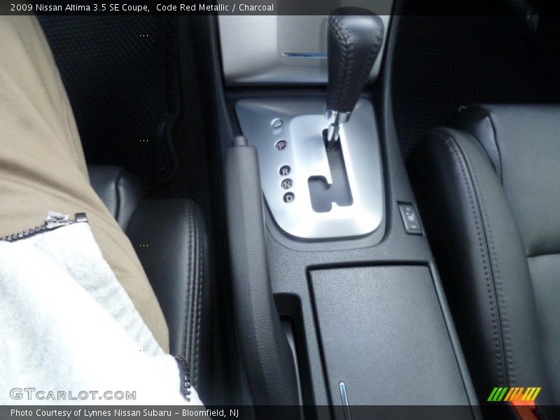 Code Red Metallic / Charcoal 2009 Nissan Altima 3.5 SE Coupe