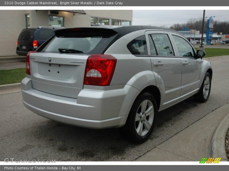 Bright Silver Metallic / Dark Slate Gray 2010 Dodge Caliber Mainstreet