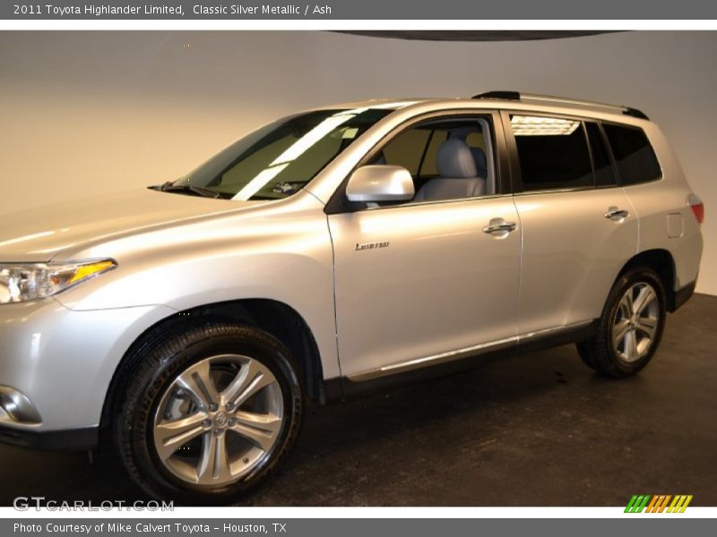 Classic Silver Metallic / Ash 2011 Toyota Highlander Limited