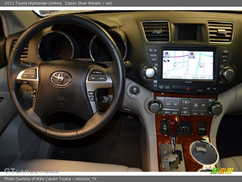 Classic Silver Metallic / Ash 2011 Toyota Highlander Limited