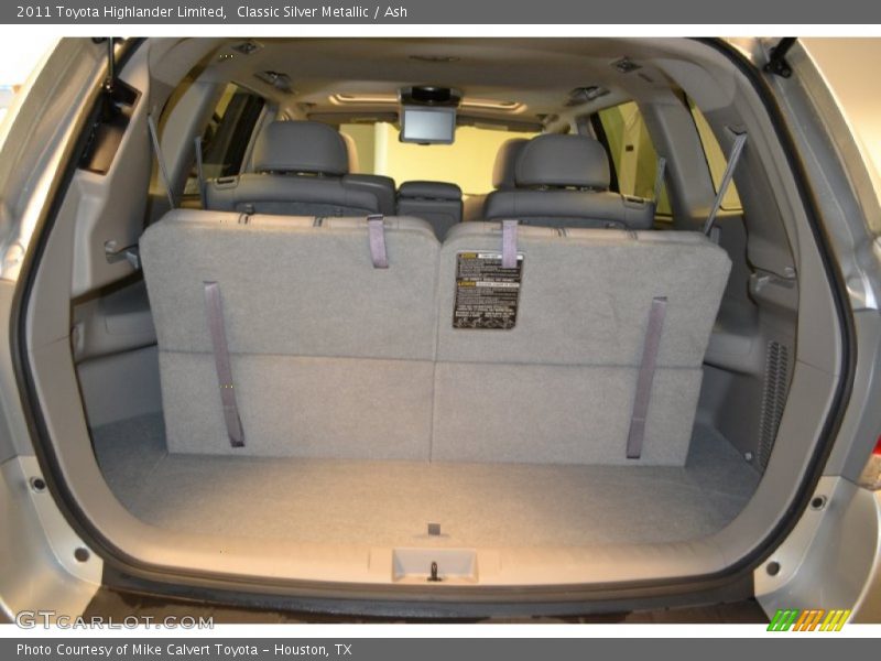 Classic Silver Metallic / Ash 2011 Toyota Highlander Limited