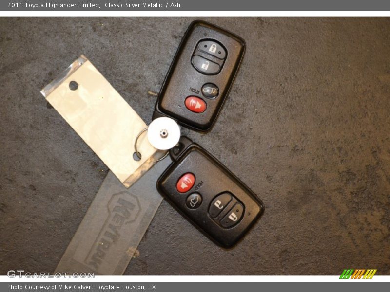 Classic Silver Metallic / Ash 2011 Toyota Highlander Limited