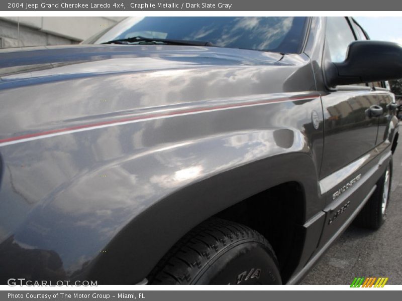 Graphite Metallic / Dark Slate Gray 2004 Jeep Grand Cherokee Laredo 4x4