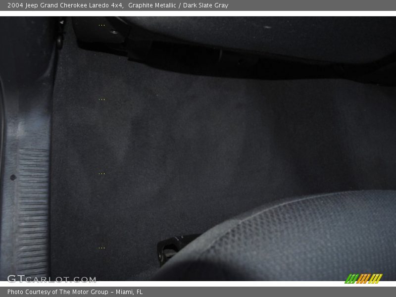 Graphite Metallic / Dark Slate Gray 2004 Jeep Grand Cherokee Laredo 4x4