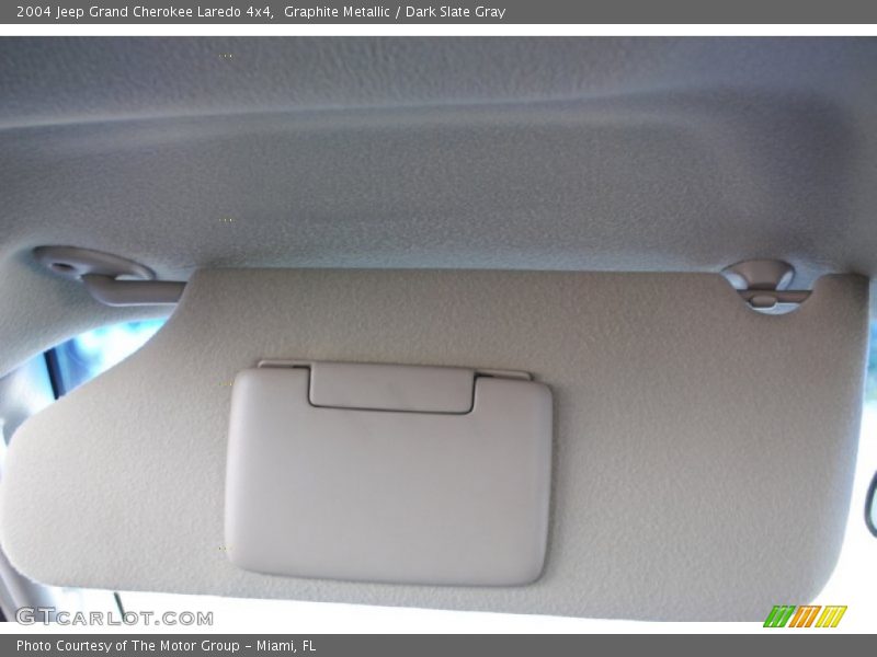 Graphite Metallic / Dark Slate Gray 2004 Jeep Grand Cherokee Laredo 4x4
