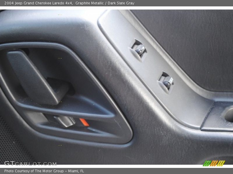 Graphite Metallic / Dark Slate Gray 2004 Jeep Grand Cherokee Laredo 4x4