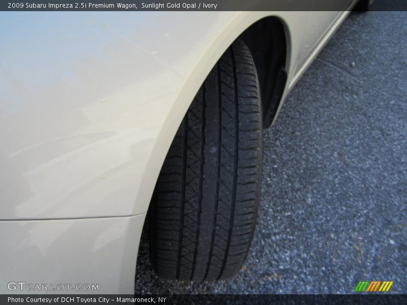 Sunlight Gold Opal / Ivory 2009 Subaru Impreza 2.5i Premium Wagon