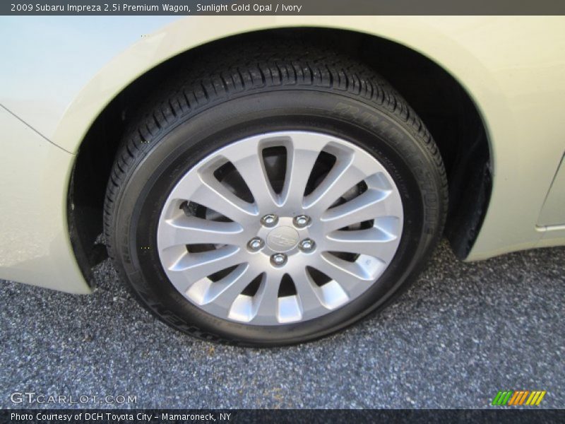 Sunlight Gold Opal / Ivory 2009 Subaru Impreza 2.5i Premium Wagon
