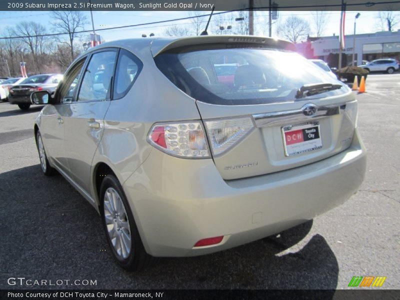 Sunlight Gold Opal / Ivory 2009 Subaru Impreza 2.5i Premium Wagon