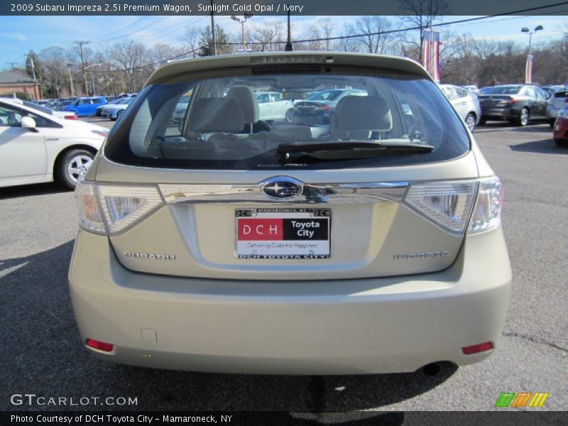 Sunlight Gold Opal / Ivory 2009 Subaru Impreza 2.5i Premium Wagon
