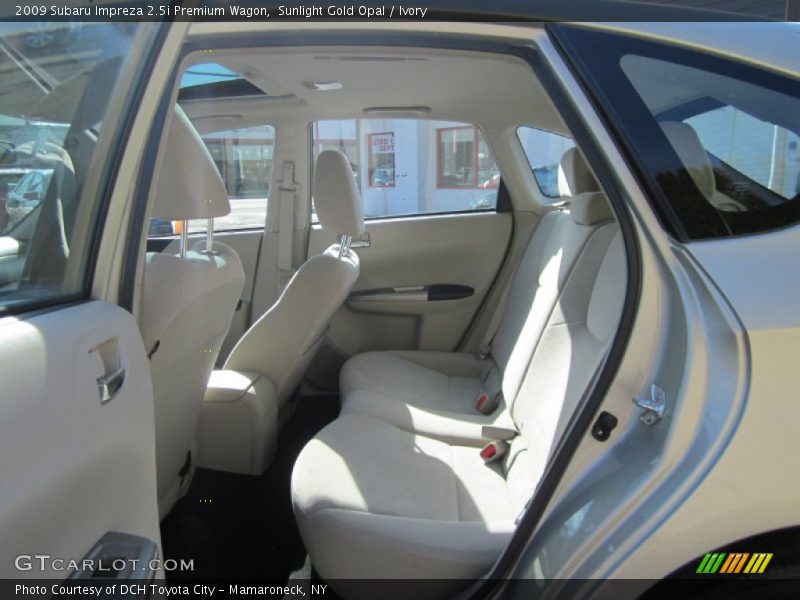 Sunlight Gold Opal / Ivory 2009 Subaru Impreza 2.5i Premium Wagon