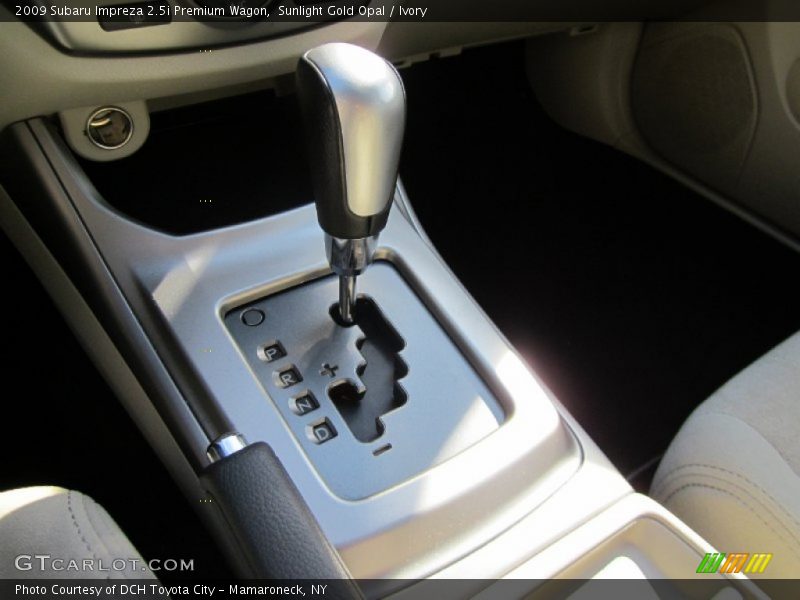 Sunlight Gold Opal / Ivory 2009 Subaru Impreza 2.5i Premium Wagon