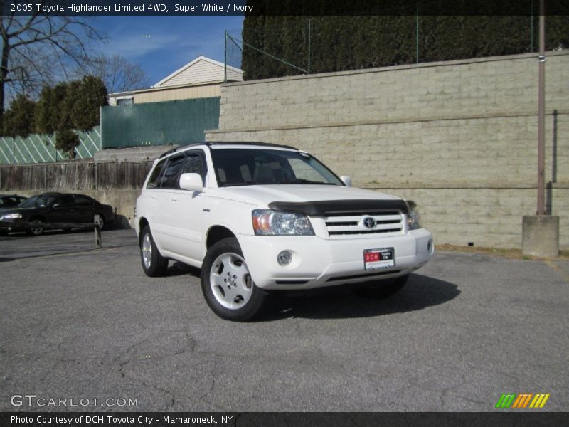 Super White / Ivory 2005 Toyota Highlander Limited 4WD