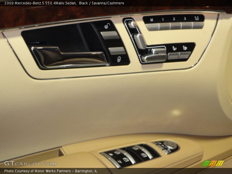 Black / Savanna/Cashmere 2009 Mercedes-Benz S 550 4Matic Sedan