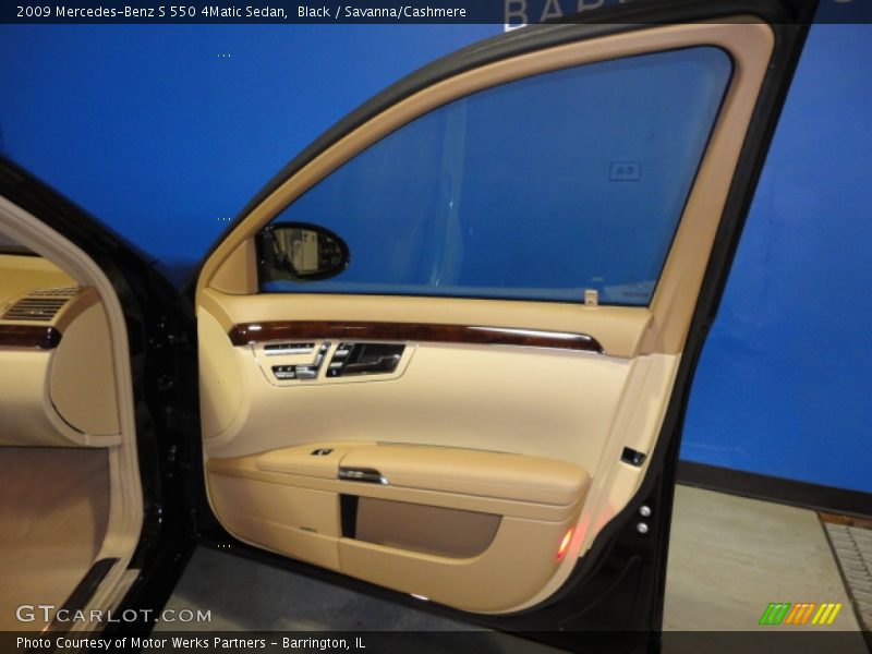 Black / Savanna/Cashmere 2009 Mercedes-Benz S 550 4Matic Sedan