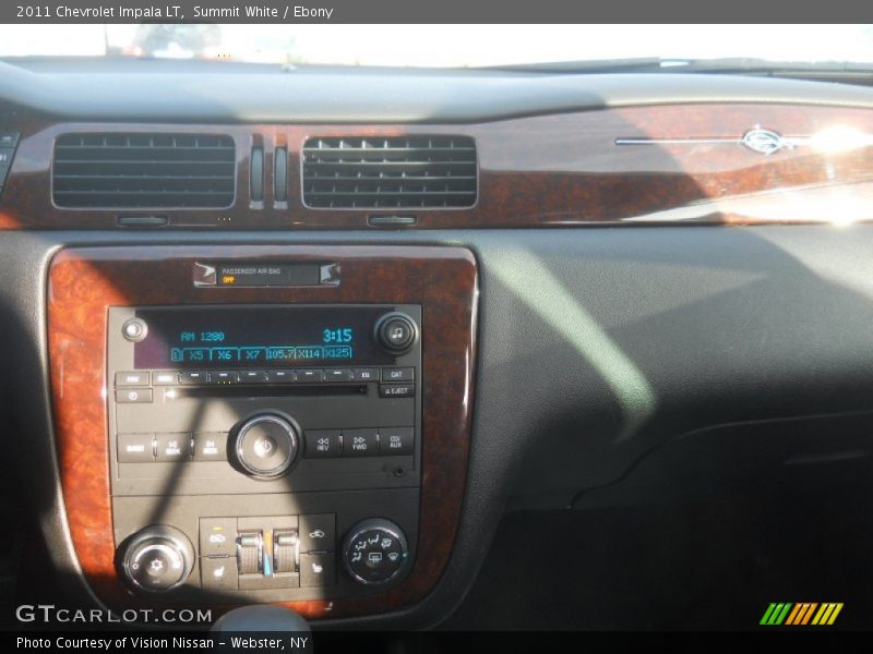 Summit White / Ebony 2011 Chevrolet Impala LT