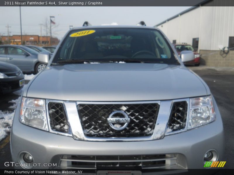 Silver Lightning / Graphite 2011 Nissan Pathfinder S 4x4