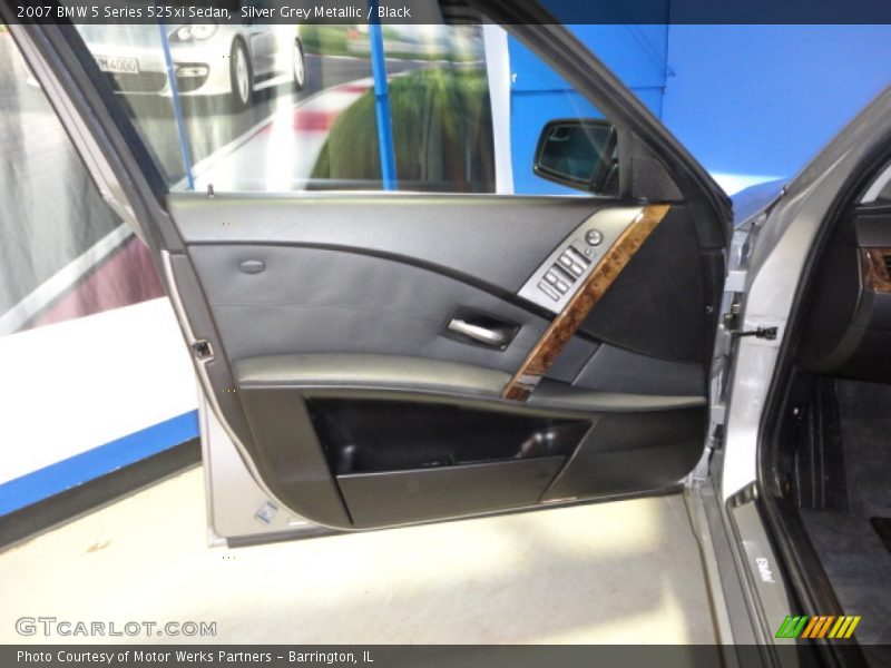 Silver Grey Metallic / Black 2007 BMW 5 Series 525xi Sedan