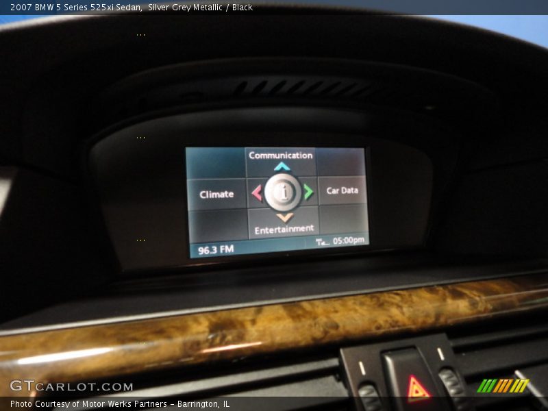 Silver Grey Metallic / Black 2007 BMW 5 Series 525xi Sedan