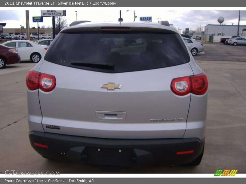 Silver Ice Metallic / Ebony/Ebony 2011 Chevrolet Traverse LT