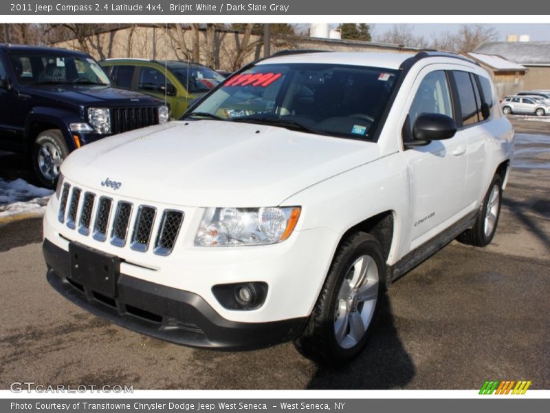 Bright White / Dark Slate Gray 2011 Jeep Compass 2.4 Latitude 4x4