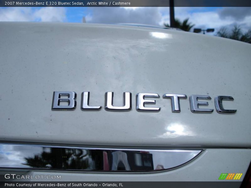 Arctic White / Cashmere 2007 Mercedes-Benz E 320 Bluetec Sedan
