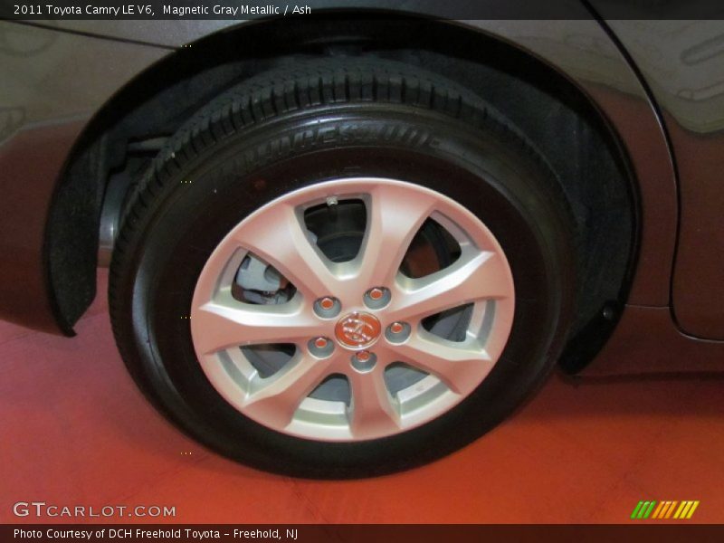 Magnetic Gray Metallic / Ash 2011 Toyota Camry LE V6