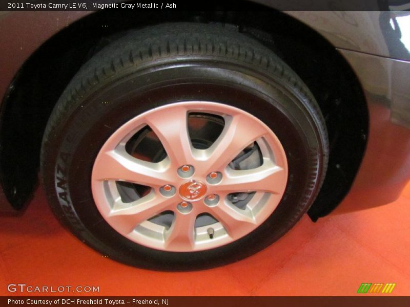 Magnetic Gray Metallic / Ash 2011 Toyota Camry LE V6