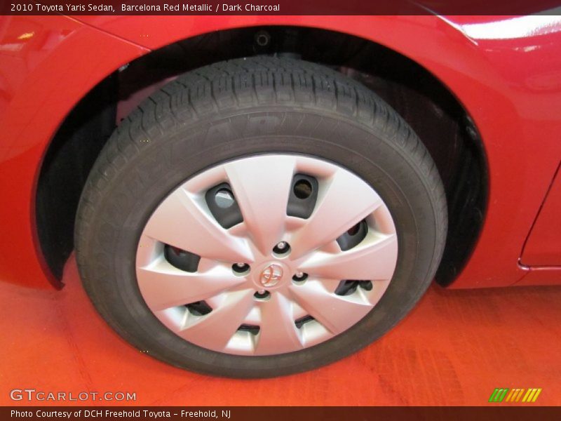 Barcelona Red Metallic / Dark Charcoal 2010 Toyota Yaris Sedan