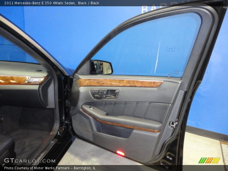 Black / Black 2011 Mercedes-Benz E 350 4Matic Sedan