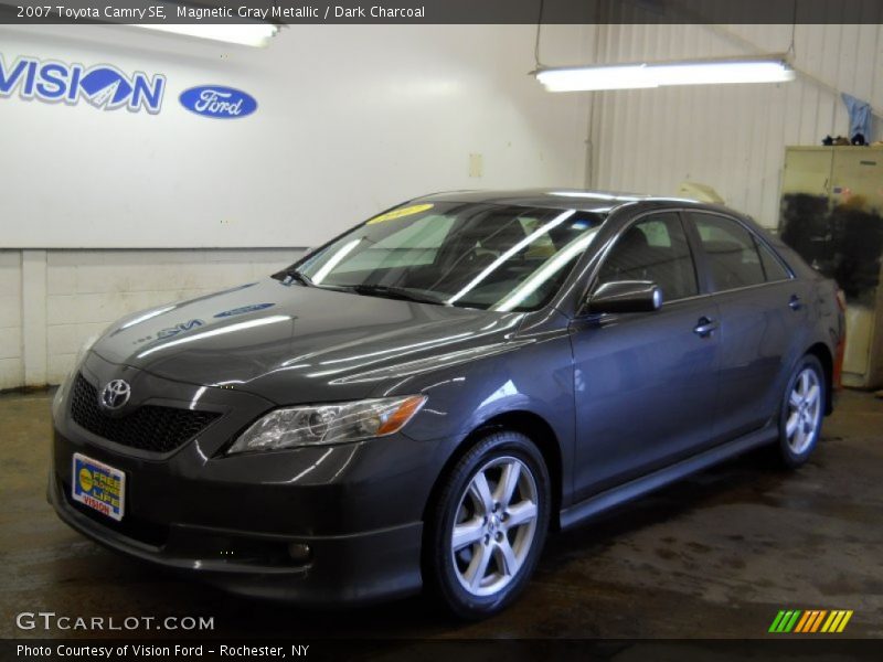 Magnetic Gray Metallic / Dark Charcoal 2007 Toyota Camry SE