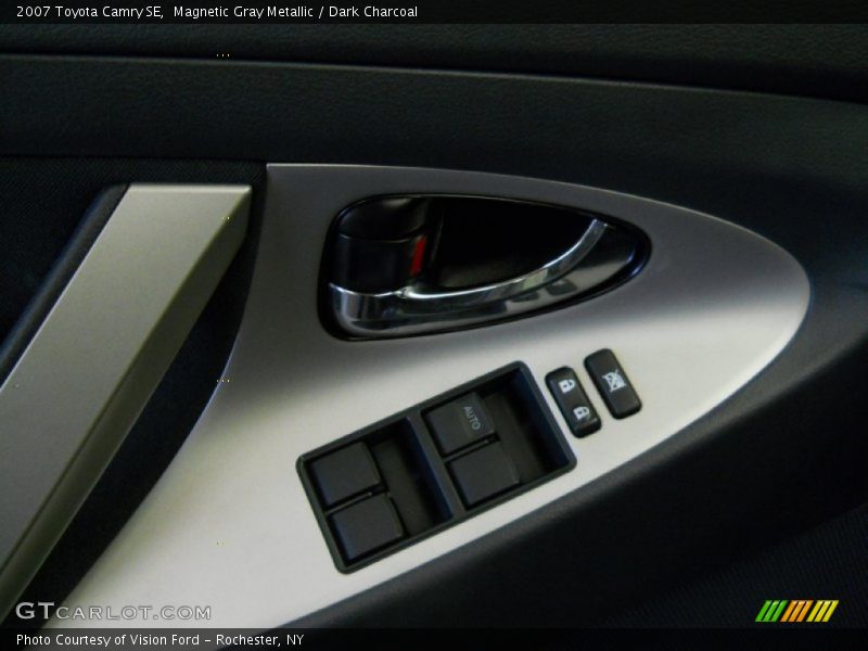 Magnetic Gray Metallic / Dark Charcoal 2007 Toyota Camry SE