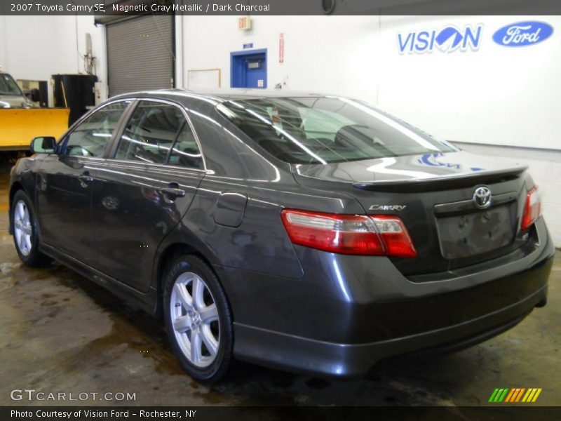 Magnetic Gray Metallic / Dark Charcoal 2007 Toyota Camry SE
