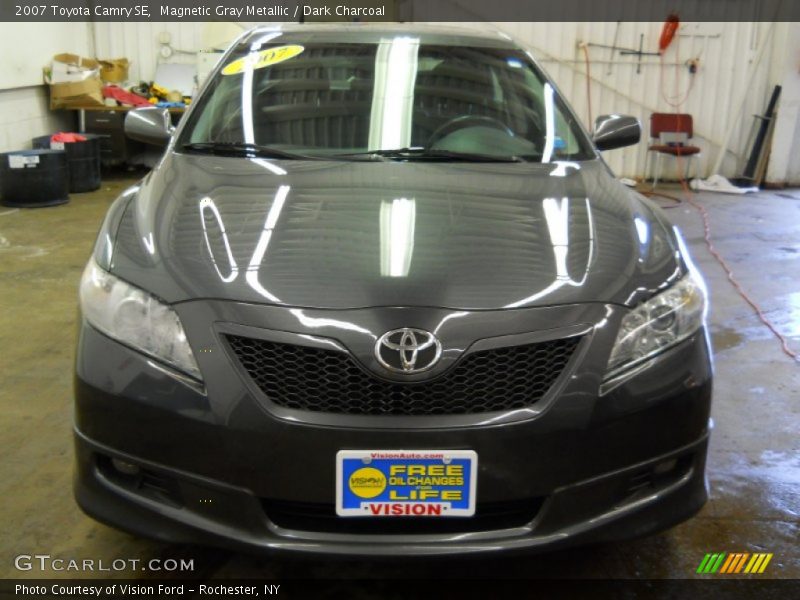 Magnetic Gray Metallic / Dark Charcoal 2007 Toyota Camry SE